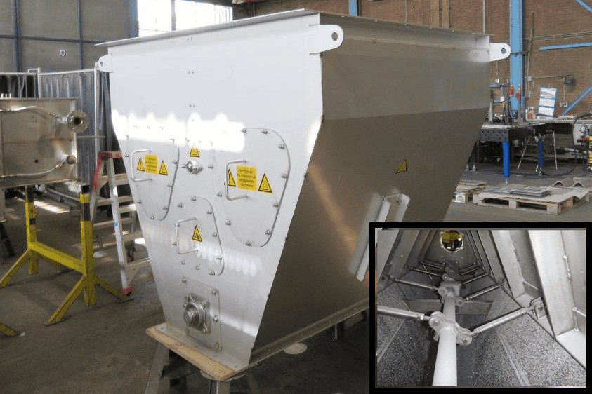 Gate discharge inset